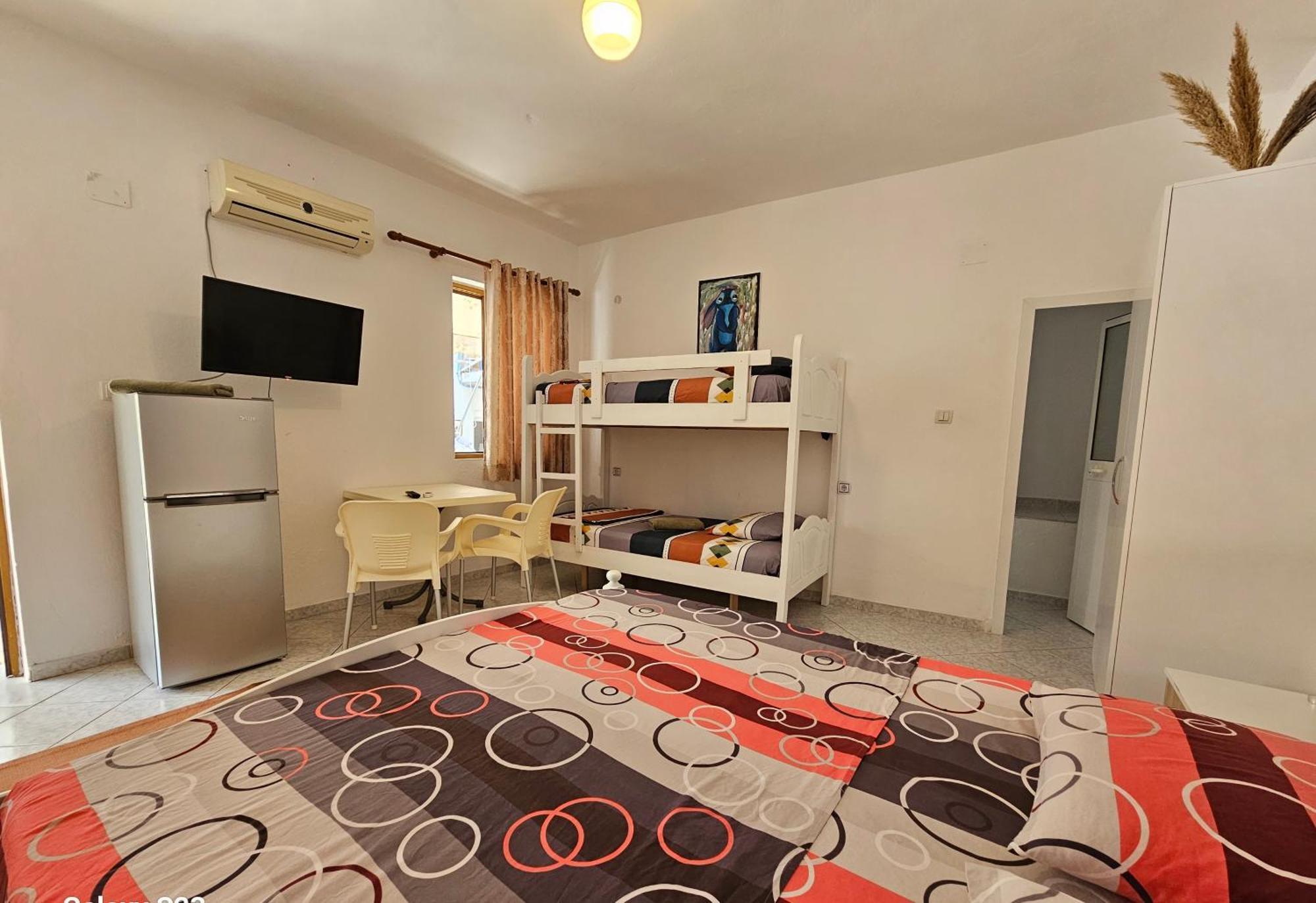 Aeria Rooms ฮีมาเรอ ภายนอก รูปภาพ