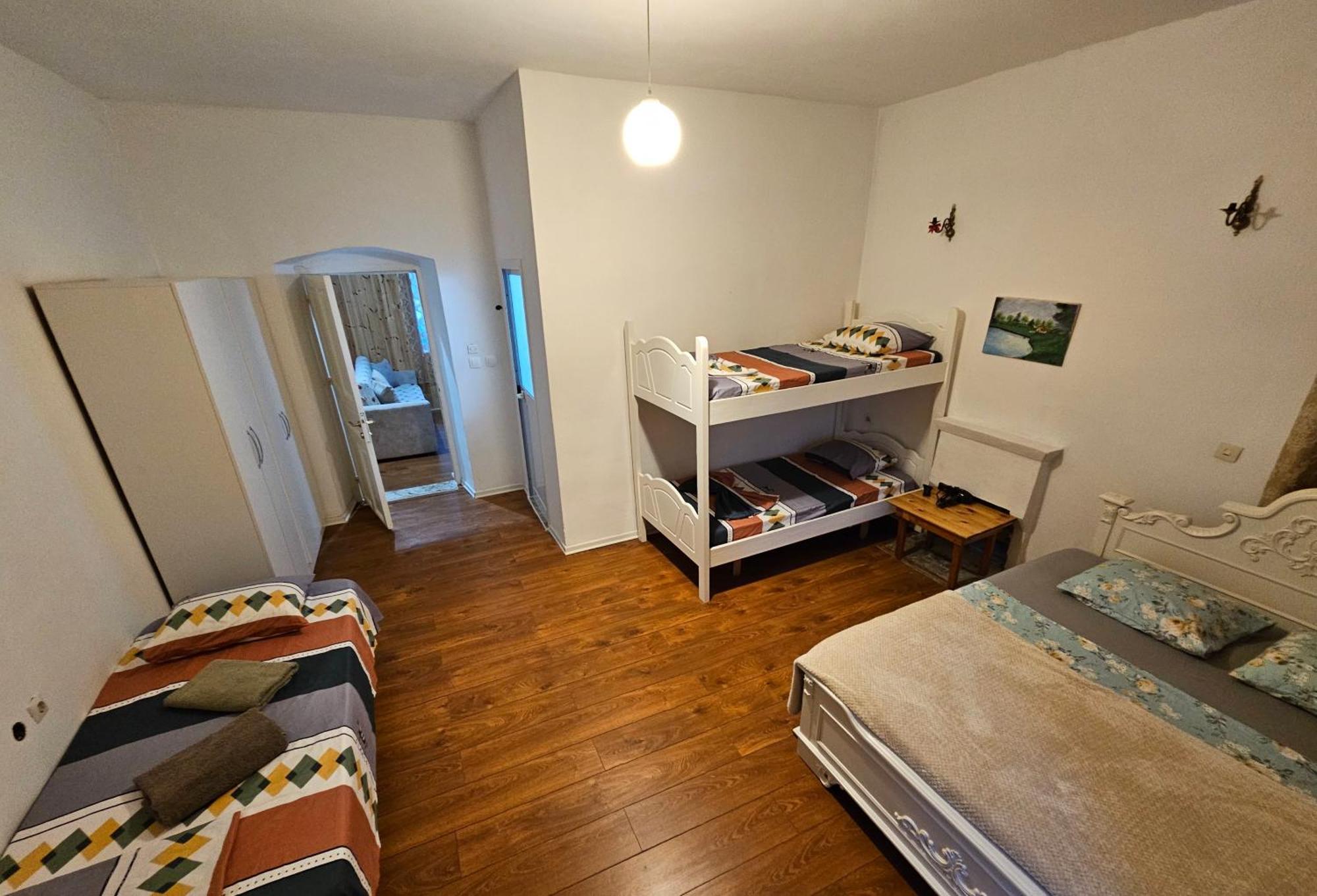 Aeria Rooms ฮีมาเรอ ภายนอก รูปภาพ